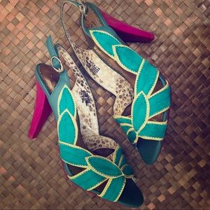 Poetic License Heels - Size 7 **Teal and Pink**